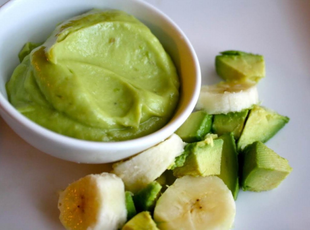 abacate com banana para tratar o cabelo aspero e quebradico