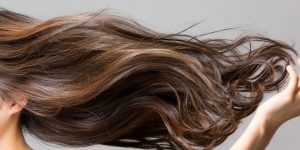 como restaurar e manter o cabelo brilhante