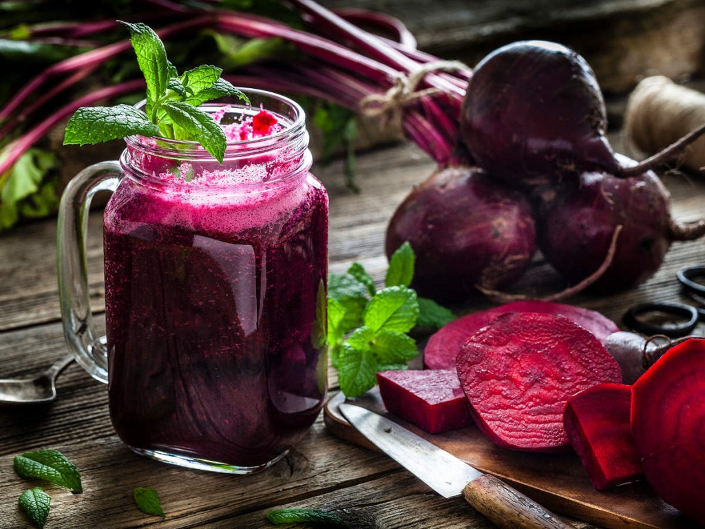 suco de beterraba para parar a queda de cabelo