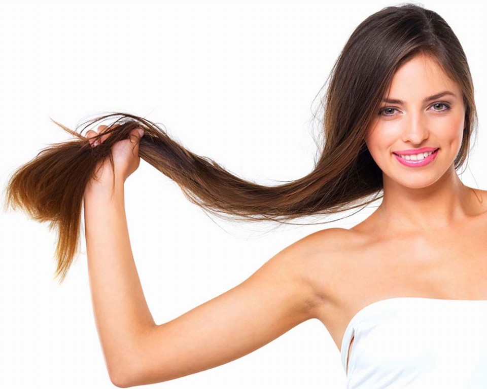 suplementos ajudam crescer e fortalecer o cabelo