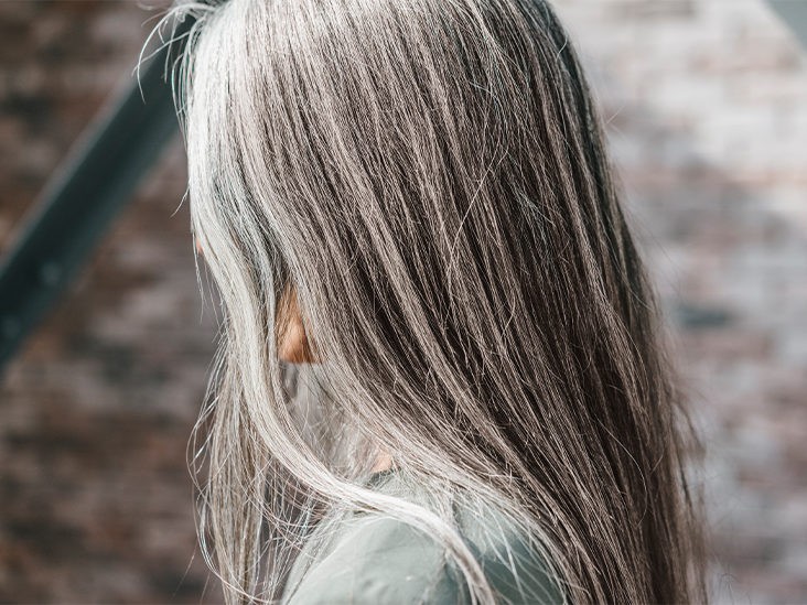 cabelo grisalho saudavel