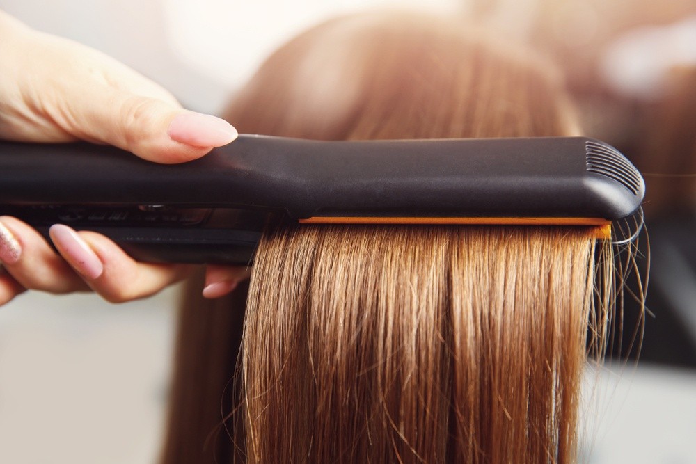 evite ferramentas de modelagem de calor no cabelo