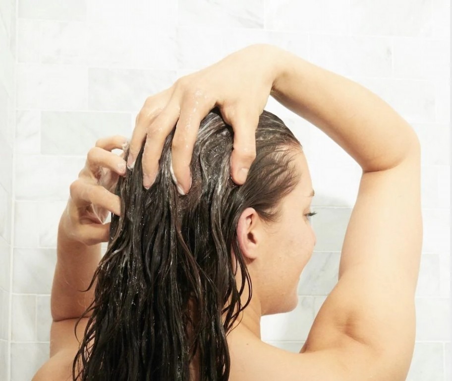 use um shampoo e condicionador de equilíbrio de ph